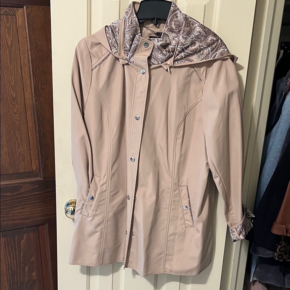 Dennis Basso Women's Tan Jacket with Paisley inside